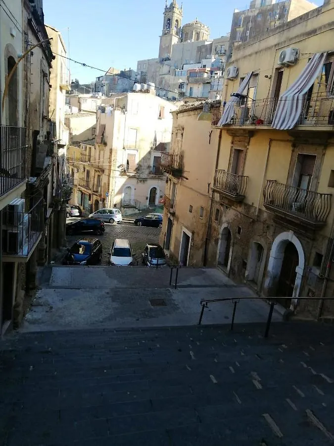 Charming Apartment In Caltagirone 70M² Balcony With City View