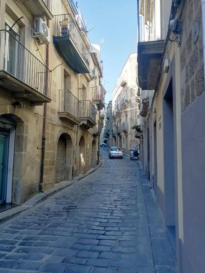 Charming Apartment In Caltagirone 70M² Balcony With City View